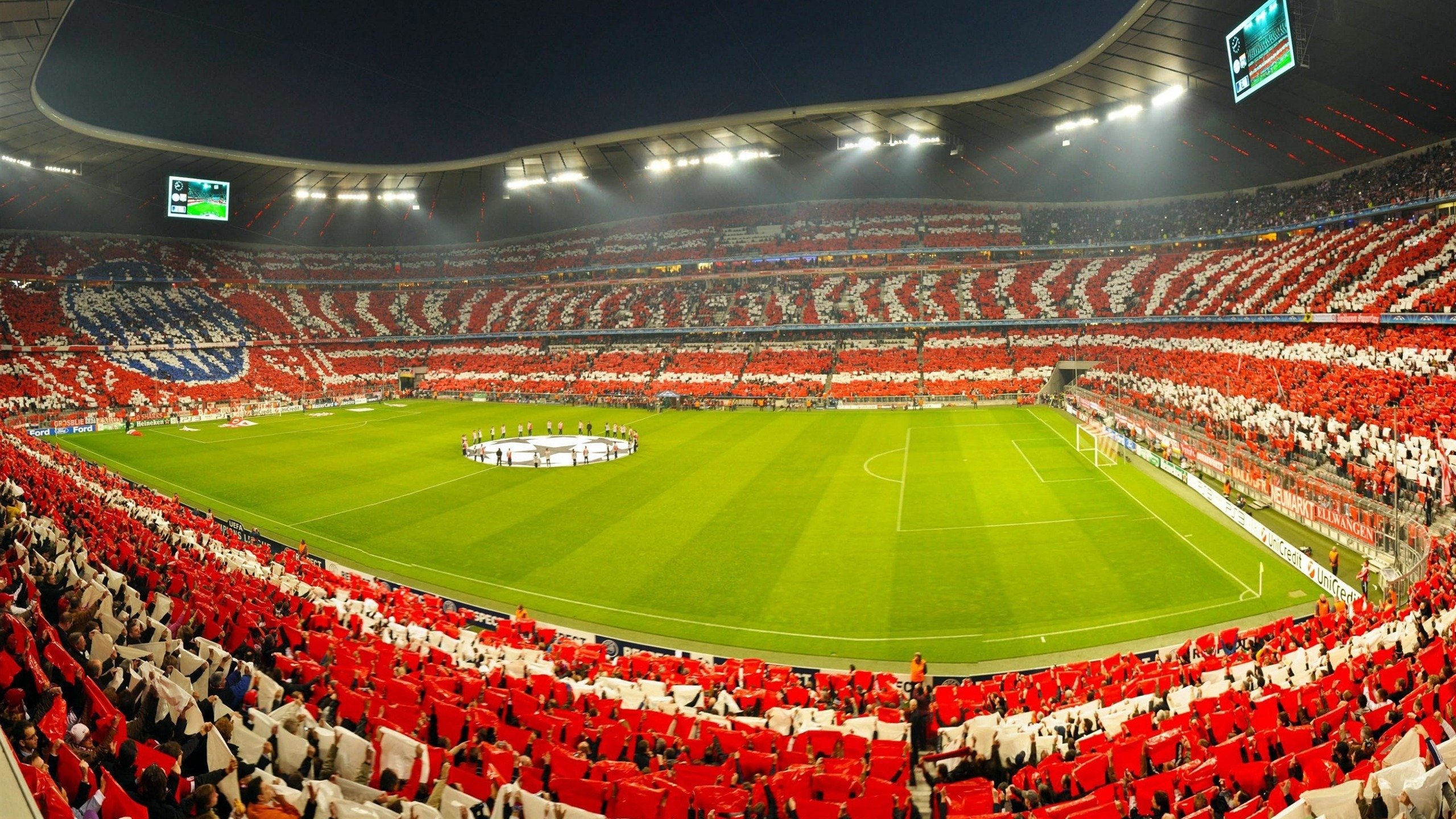 拜仁锋线跑动灵活形成层层攻势,拜仁战术风格打法